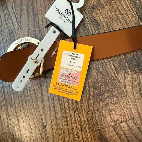 VALENTINO BY MARIO VALENTINO
Bessy V-Logo Embossed Leather Belt main image 9